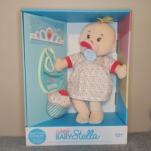 Wee Baby Stella doll Sweet Scents Birthday set magnetic pacifier and cupcake New